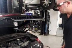 Kính thực tế ảo Porsche Tech Live Look giúp "khám" xe thông minh hơn