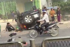 Thanh Hóa: Ôtô Ford Everest tông 2 xe máy, hai người tử vong