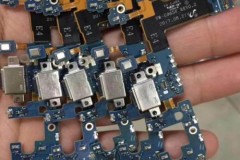 Samsung Galaxy S9 và S9 Plus vẫn trang bị jack tai nghe 3.5 mm
