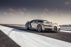 Giá "cắt cổ" 60 tỷ đồng, vẫn có 70 đại gia mua siêu xe Bugatti Chiron trong năm 2017