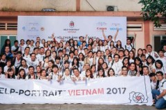 Ngày hội Chụp ảnh chân dung cho mọi người_Help-Portrait lần 8 với chủ đề “Nhật Ký Nụ Cười”