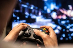 WHO: Chơi game nhiều sẽ dẫn đến tâm thần