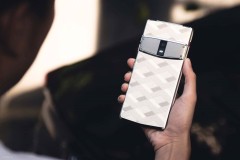 Trên tay smartphone Android 2 SIM siêu cao cấp: Vertu Constellation X