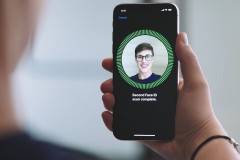 Trong tương lai Face ID trên iPhone X có hỗ trợ đăng ký nhiều khuôn mặt hay không?