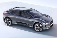 Xe điện Jaguar i-Pace “lộ hàng” ngoài đường phố