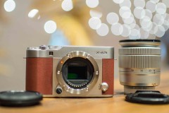 Fujifilm vừa công bố thu hồi một số lượng lớn cục sạc rời AC-5VF gắn tường