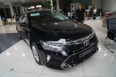 Giá Toyota bất ngờ tăng từ 10-40 triệu đồng so với tháng trước