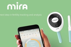 Mira sản phẩm kết nối với smartphone, sử dụng AI để theo dõi chu kỳ rụng trứng chính xác