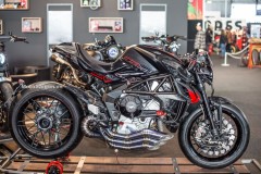 Soi chi tiết Mv Agusta Dragster Blackout độ giới hạn 19 chiếc trên toàn thế giới