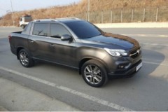 Ssangyong Rexton Sports giá 492 triệu, ra mắt ngày 9/1