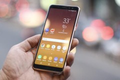 Với 10 triệu trong tay, bạn chọn Galaxy A7 2017 hay "hốt ngay và luôn" Galaxy A8 2018