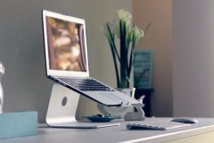 Macbook Air đã ảnh hưởng đến xu hướng làm laptop hiện nay ra sao?