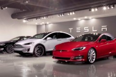 Tesla đã bán 29.870 chiếc xe điện trong quý cuối năm 2017