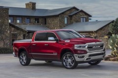 Ram 1500 của Fiat Chrysler lọt top 3 bán tải bán chạy nhất Bắc Mỹ