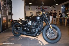 Ngắm Triumph Bonneville Bobber Black với 2 tùy chọn màu sơn, giá từ 594 triệu
