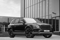 Bentley Bentayga mạnh mẽ 700 mã lực và 1.060Nm mô-men xoắn cực đại nhờ Wheelsandmore