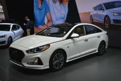 Các phiên bản hybrid của Hyundai Sonata 2018 sẽ có mặt trong năm nay