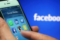 Lướt Facebook thả ga mà không lo ngốn nhiều pin