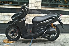 Click 125i độ ngầu đầy sang trọng với tone màu Jet Black