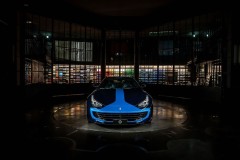 Ferrari GTC4Lusso độ độc quyền dành riêng cho người thừa kế của Fiat