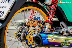 Honda Cub Fi độ ' đẹp như mơ ' với loạt đồ chơi hiệu của biker nước bạn