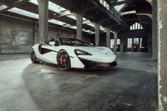 McLaren 570S Spider nhận gói nâng cấp hoàn toàn mới lên 637 mã lực