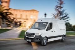 Mercedes-Benz Sprinter 2018 tự hào với khả năng kết nối đỉnh cao