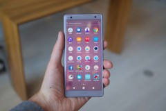 So sánh 2 smartphone đình đám vừa ra mắt: Galaxy S9 và Xperia XZ2