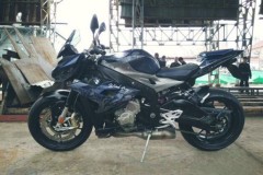 BMW S1000R: Phiên bản Nakedbike được sửa đổi từ nguyên bản