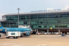 Khách nước ngoài lên nhầm máy bay, nhân viên hàng không bị phạt 4 triệu