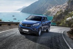 Những hình ảnh đầu tiên của bán tải SsangYong Musso