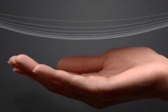 Sony tung video quảng cáo ngôn ngữ thiết kế mới: Cong hơn, "phê" hơn với tay!