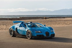 Bugatti Veyron mang cấu hình Transformers chuẩn bị lên sàn đấu giá