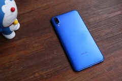 Trên tay và trải nghiệm Meizu E3 màn hình 18:9, không tai thỏ, giá 6,5 triệu