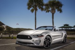 Ford ra mắt phiên bản mui trần Mustang California Special