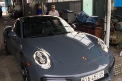 Đại gia tại Bình Dương chi 15 tỷ để sở hữu Porsche 911 Turbo S xám lông chuột