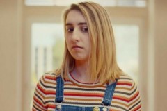 Chiếc chìa khóa vạn năng trong quảng cáo hài hước mới của Apple