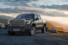 GMC Sierra 2019 với thiết kế đặc biệt là đối thủ đáng gờm của Chevrolet Silverado