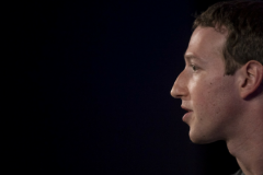 Phản hồi của Facebook về scandal lộ thông tin người dùng