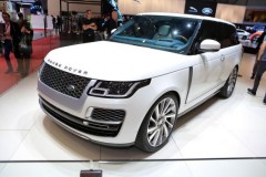 Range Rover SV Coupe sẽ được bán ra tại Anh từ quý 4 năm 2018 với giá 7,59 tỷ đồng