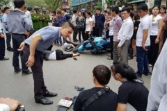 Va chạm với xe phân khối lớn, 3 người bị thương