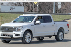 Chạm mặt Ford F-150 Limited 2019 trên đường thử nghiệm với ống xả kép và cản sau mới