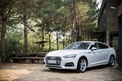 Ngắm nhìn chi tiết chiếc xe Audi A5 Sportback sang trọng mạnh mẽ