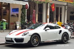 Porsche 911 bị bắt gặp khi đang thả dáng dưới phố Sài Gòn