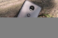 Cấu hình của Moto Z3 Play vừa được đăng tải trên FCC