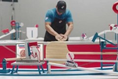 Mê mẩn trước cỗ máy Rube Goldberg của Domino trong chiến dịch mới