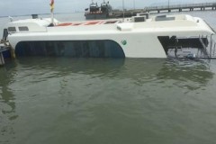 Nước tràn vào khoang tàu cao tốc, 42 hành khách thoát nạn