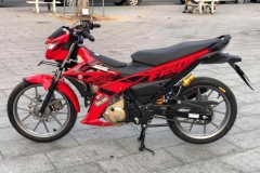 Satria F150 Fi độ đầy cứng cáp với loạt đồ chơi chất như nước cất