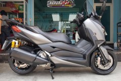Yamaha X-Max 400 nổi bật trong gói độ đắt giá
