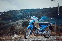 Wave 110 độ khoe dáng siêu đẹp giữa thung lũng sương mù